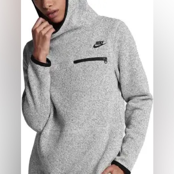 Nike Summit Hoodie in Carbon Heather - Picture 3 of 13